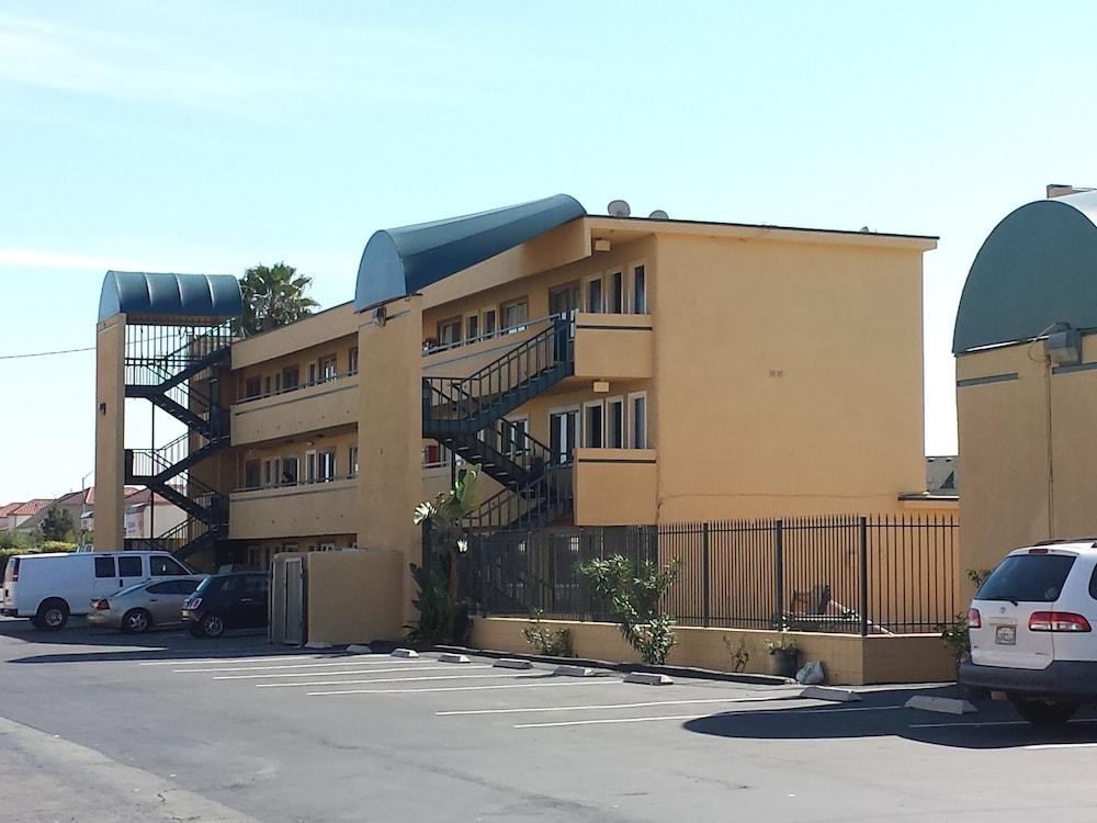 Travelodge By Wyndham San Diego Seaworld Extérieur photo